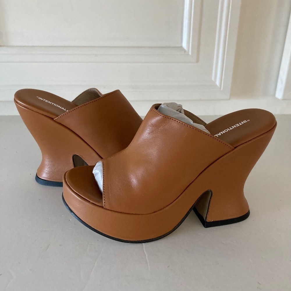Free People Tan Brown Platform Mule Heels